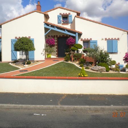 Chambres D'Hotes Au Coeur Du Vignoble Saint-Christophe-la-Couperie Εξωτερικό φωτογραφία