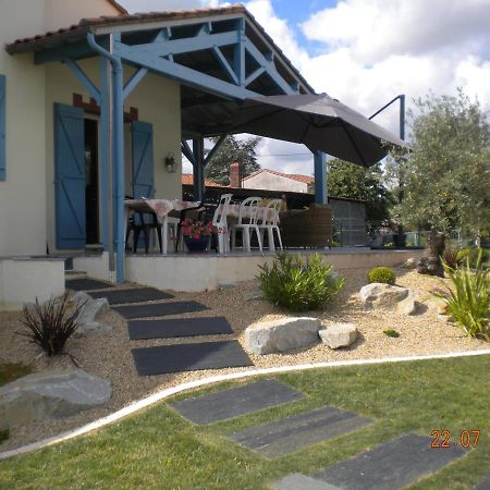 Chambres D'Hotes Au Coeur Du Vignoble Saint-Christophe-la-Couperie Εξωτερικό φωτογραφία